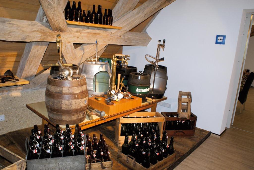 Autenrieder Brauereigasthof Ichenhausen Bagian luar foto